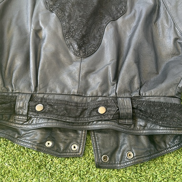 Vintage Wilson’s Leather Jacket - Picture 10 of 12